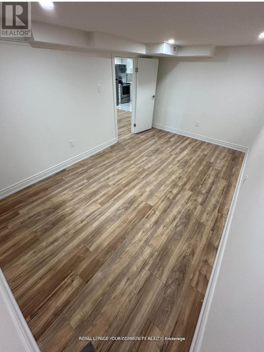 Bsmt - 90 Bevdale Road, Toronto, Ontario M2R 1L7 - Photo 24 - C13511772