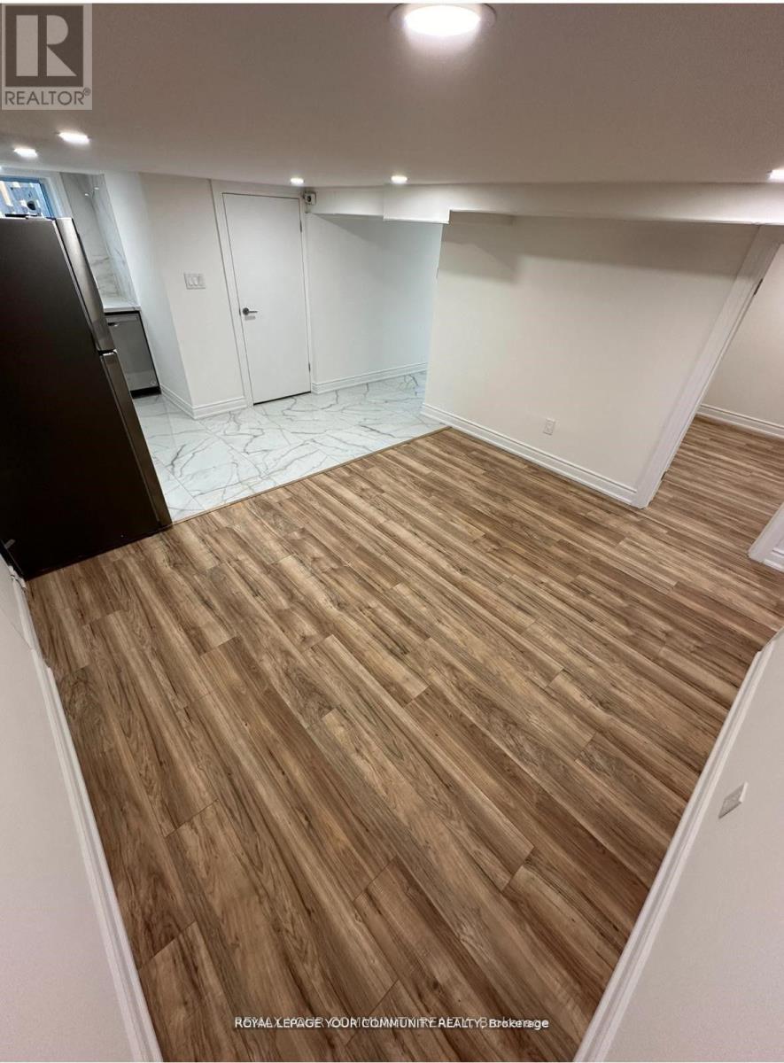 Bsmt - 90 Bevdale Road, Toronto, Ontario M2R 1L7 - Photo 9 - C13511772
