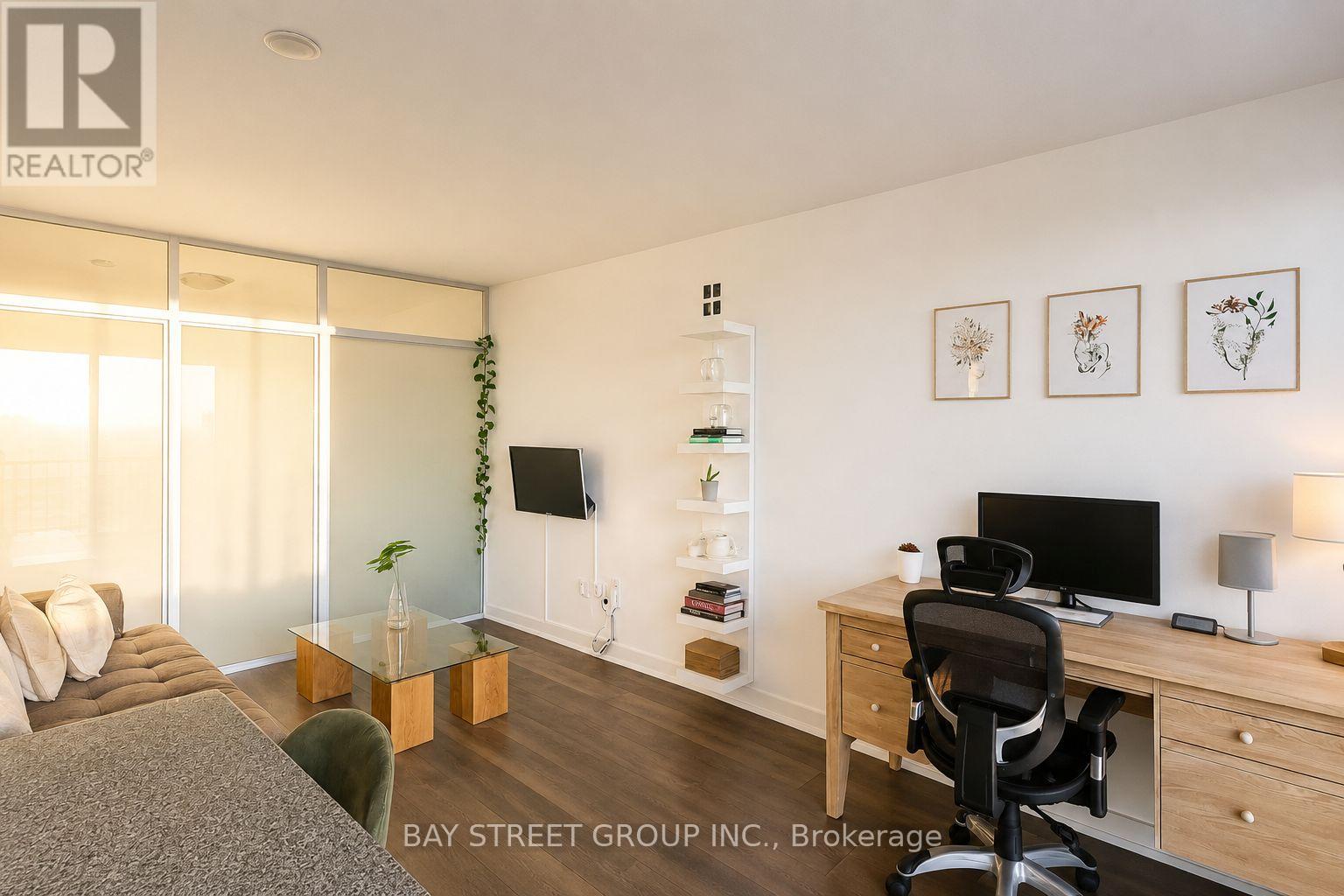 3802 - 426 University Avenue, Toronto, Ontario M5G 1S9 - Photo 3 - C13511842