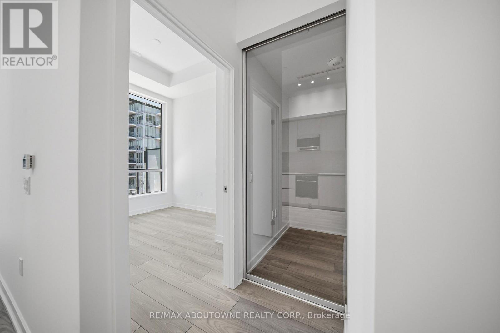 908s - 110 Broadway Avenue, Toronto, Ontario  M4P 1V7 - Photo 10 - C13512030