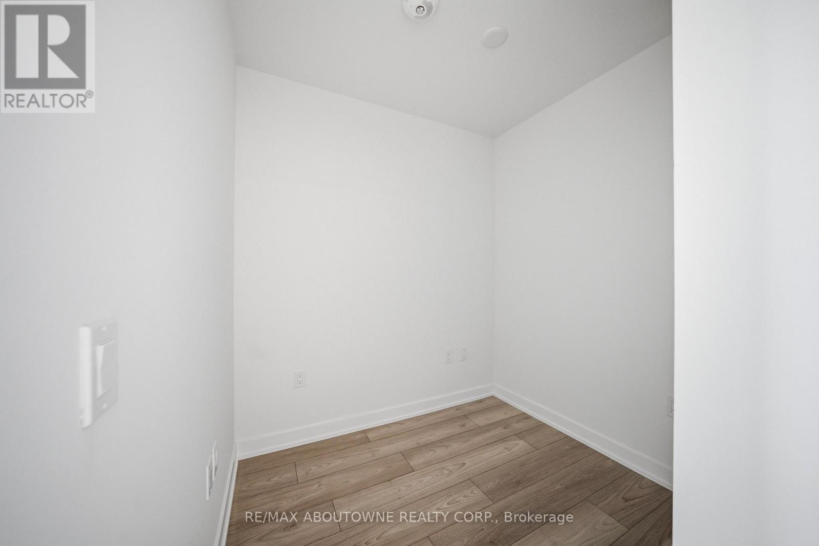 908s - 110 Broadway Avenue, Toronto, Ontario  M4P 1V7 - Photo 11 - C13512030