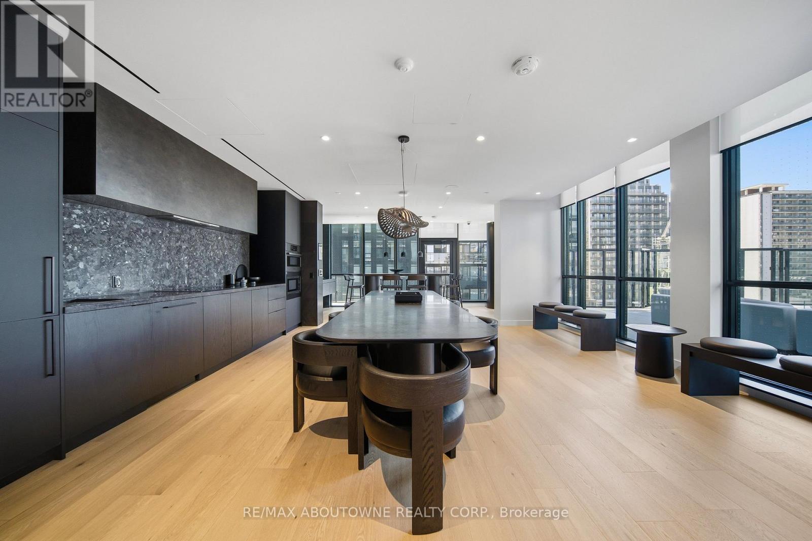 908s - 110 Broadway Avenue, Toronto, Ontario  M4P 1V7 - Photo 17 - C13512030