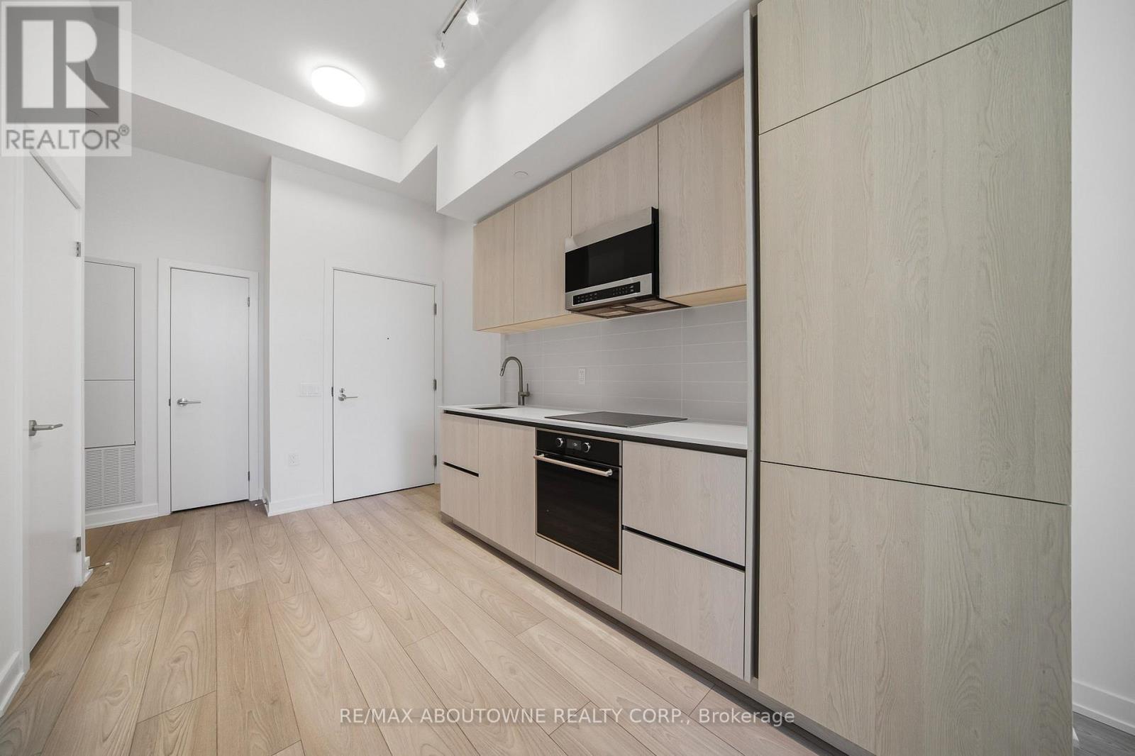 908s - 110 Broadway Avenue, Toronto, Ontario  M4P 1V7 - Photo 6 - C13512030