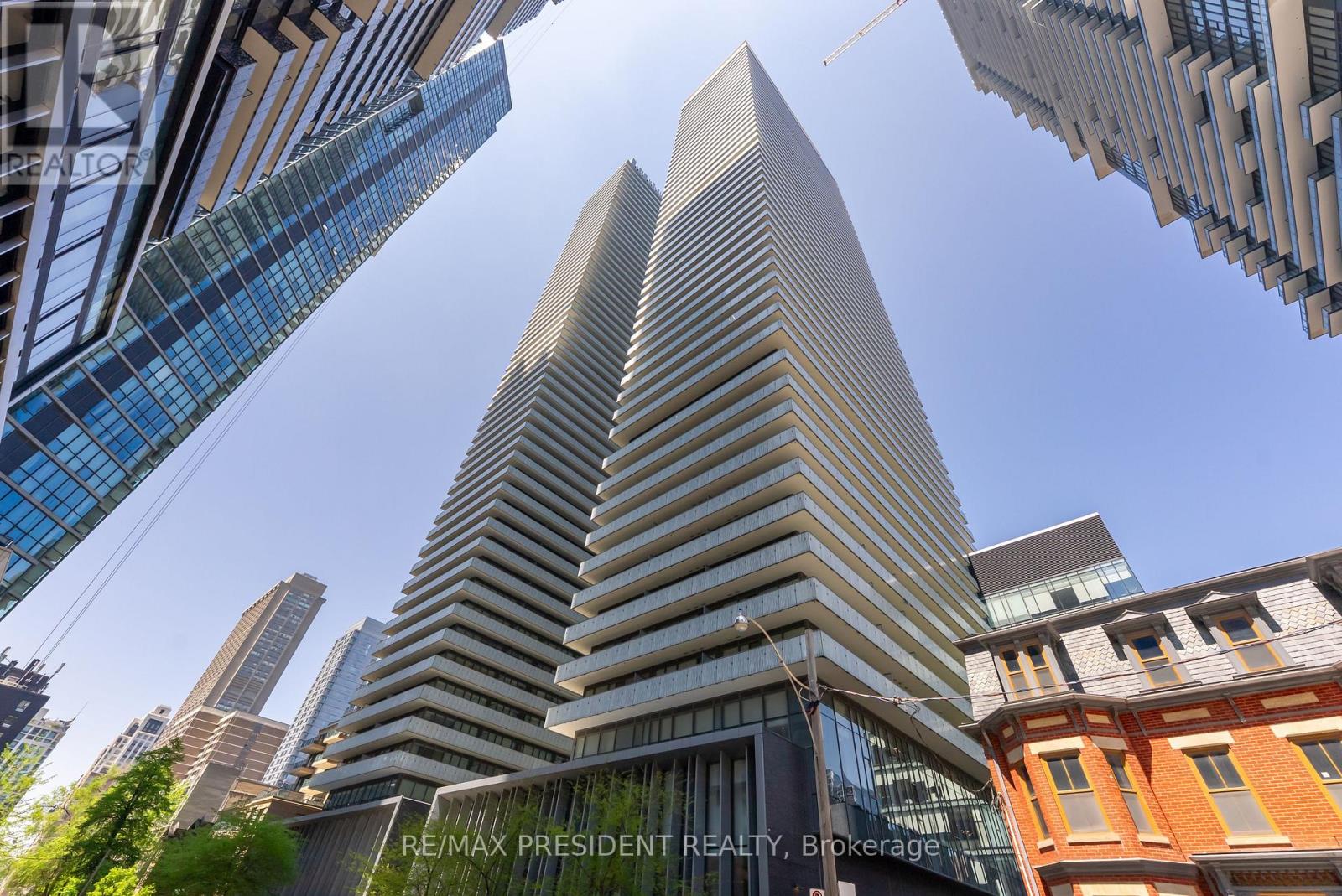 2715 - 50 Charles Street E, Toronto, Ontario  M4Y 0C3 - Photo 1 - C13512092