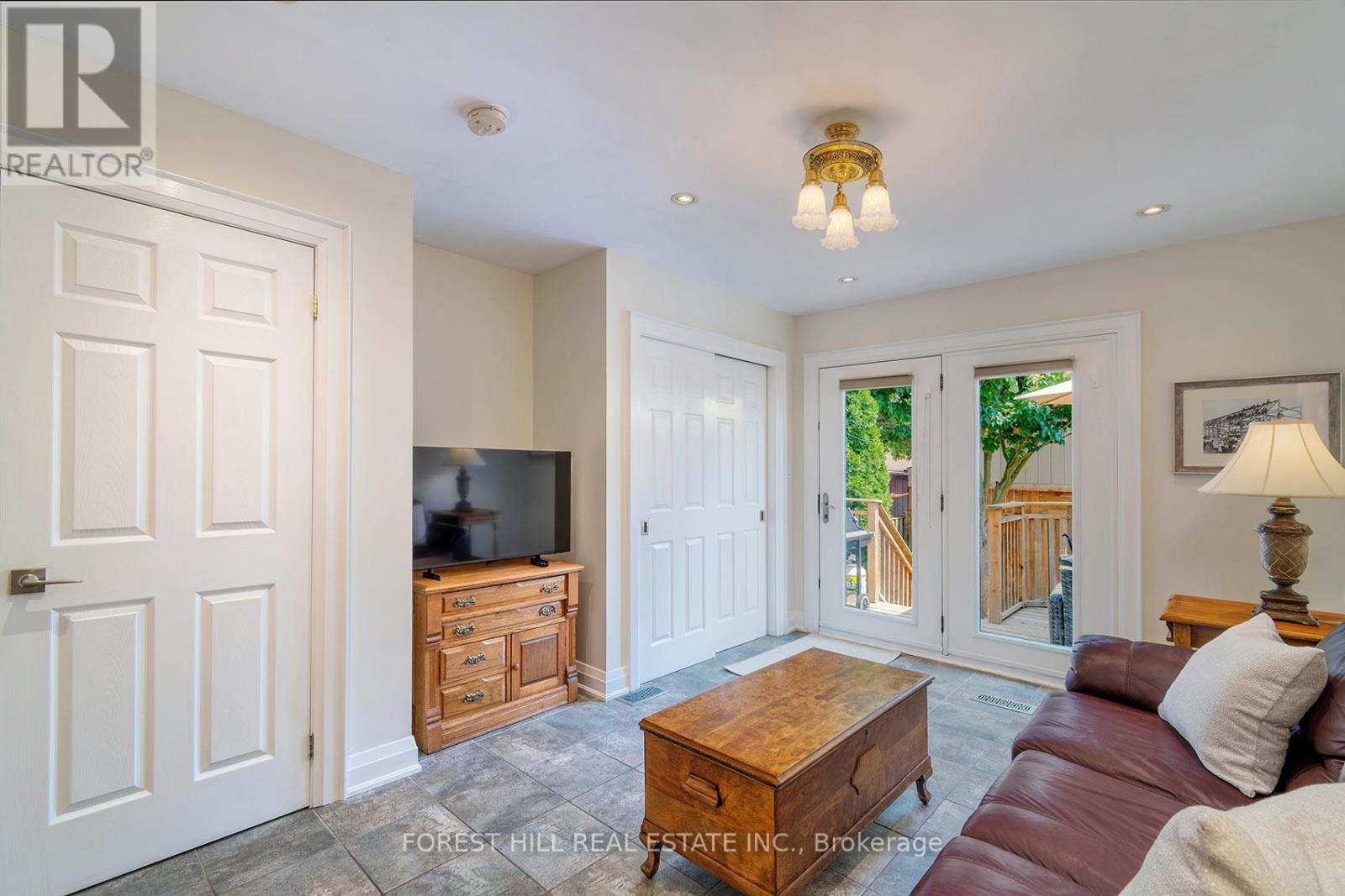 243 Woburn Avenue, Toronto, Ontario  M5M 1L1 - Photo 14 - C13512116