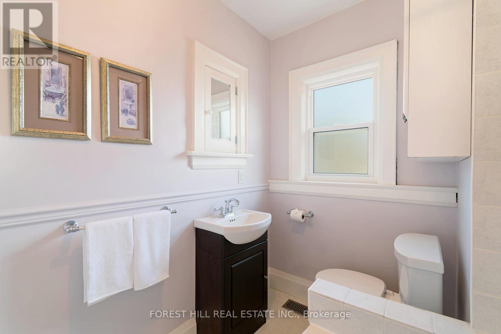243 Woburn Avenue, Toronto, Ontario  M5M 1L1 - Photo 23 - C13512116