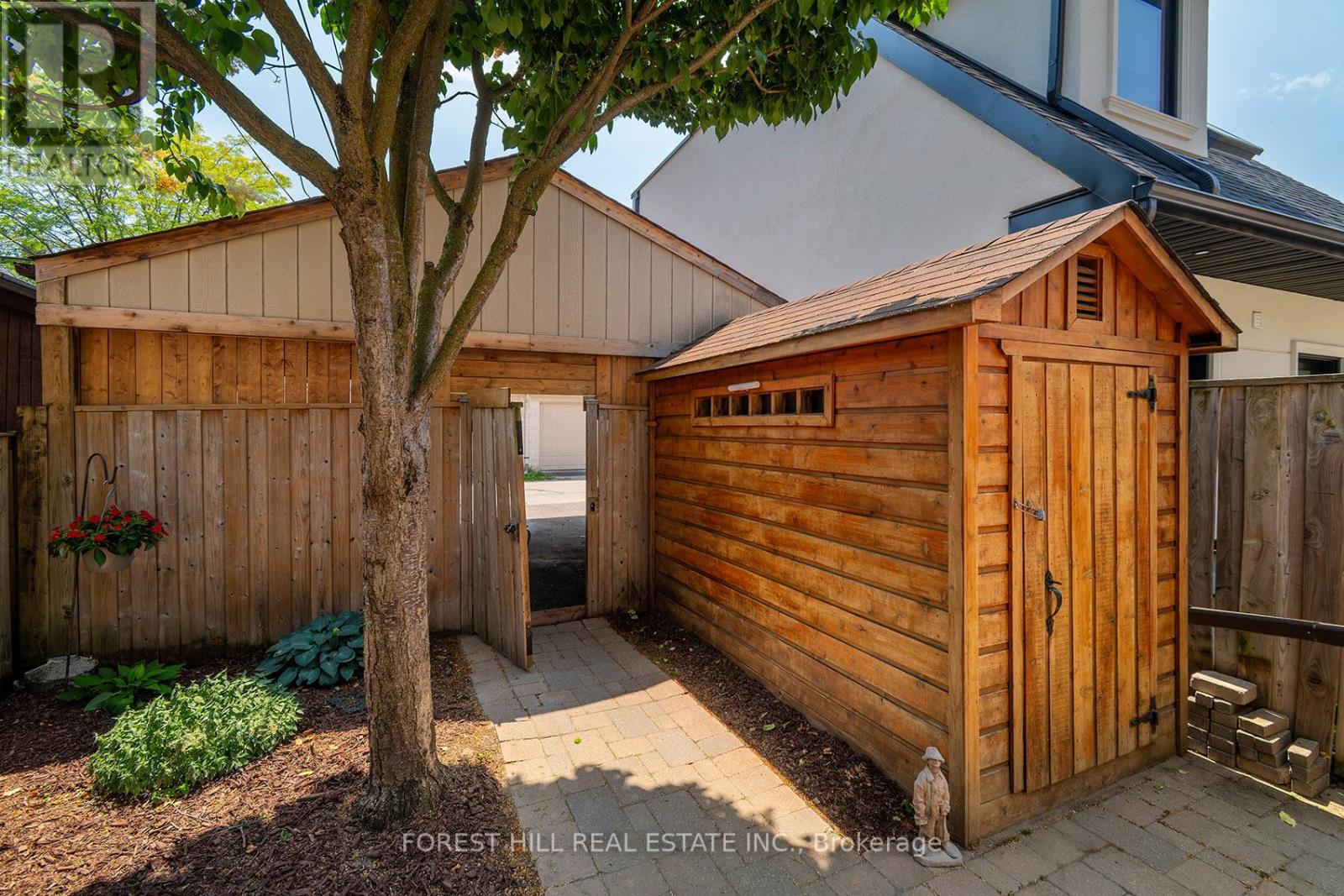 243 Woburn Avenue, Toronto, Ontario  M5M 1L1 - Photo 42 - C13512116