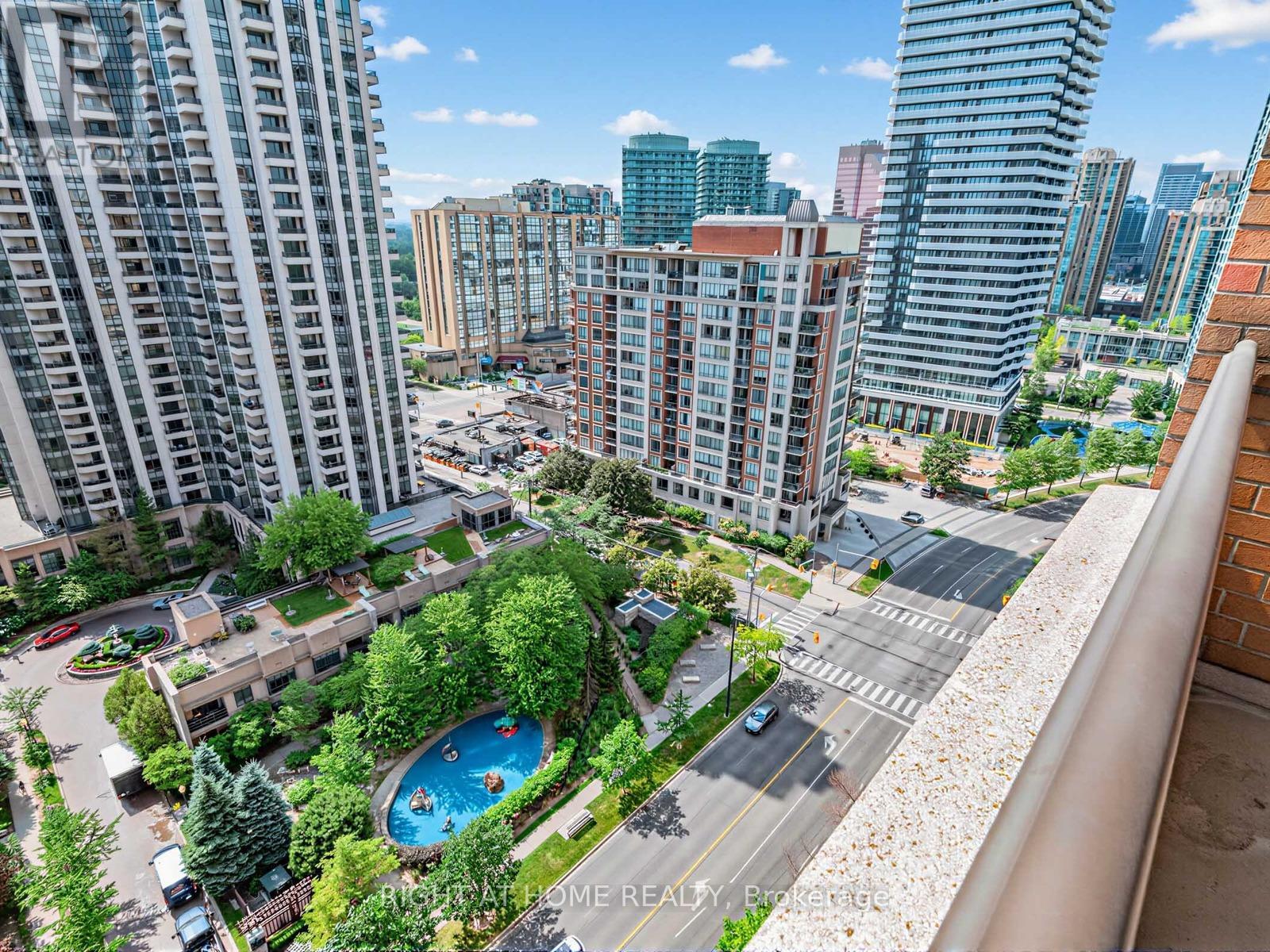 2206 - 18 Sommerset Way, Toronto, Ontario  M2N 6X5 - Photo 30 - C13512118