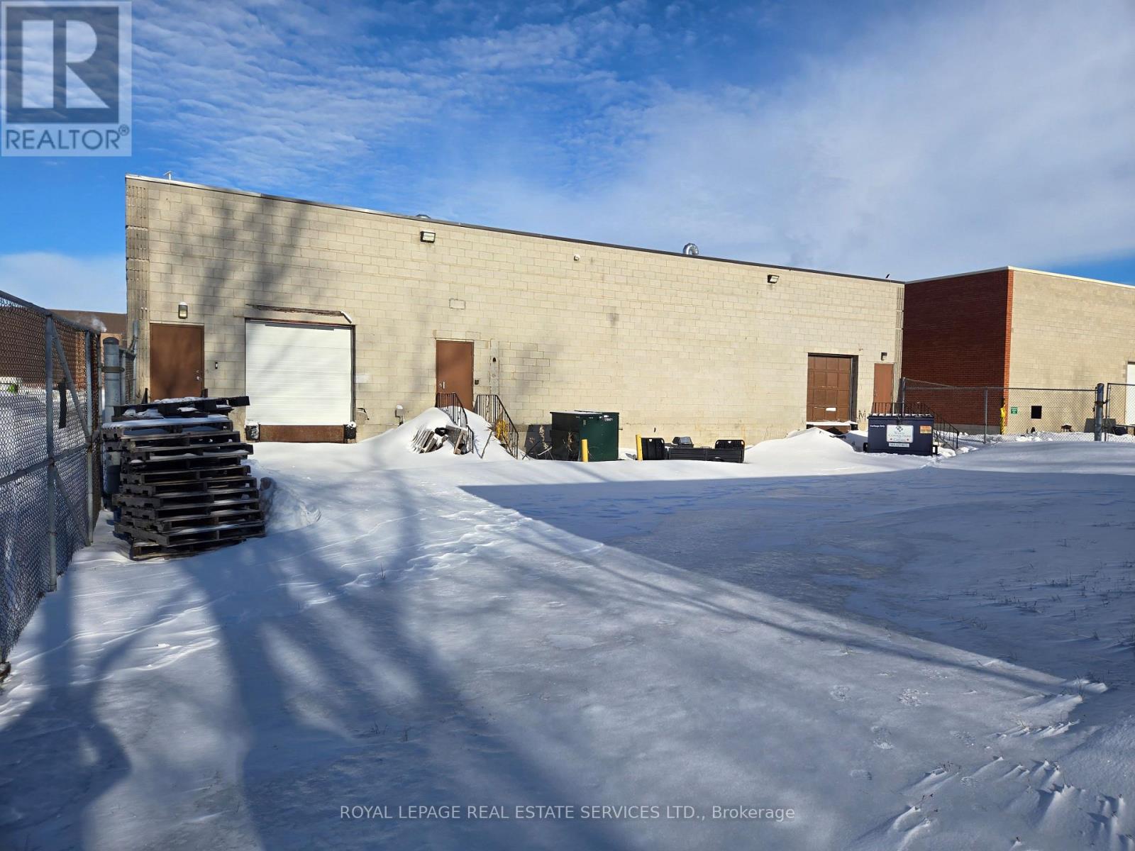 51 Skagway Avenue, Toronto, Ontario M1M 3T9 - Photo 4 - E12894680