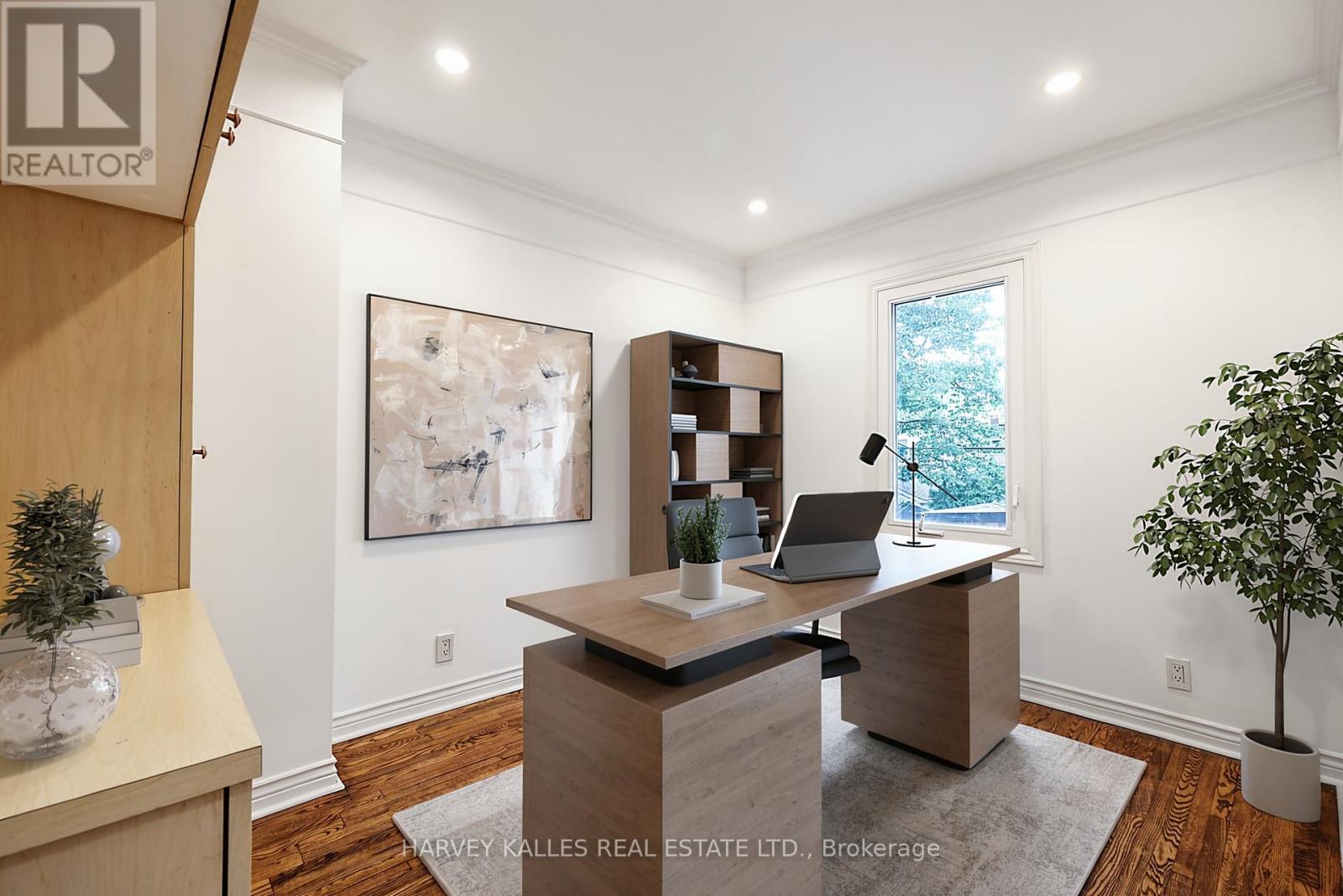 638 Milverton Boulevard, Toronto, Ontario  M4C 1X7 - Photo 10 - E13511814