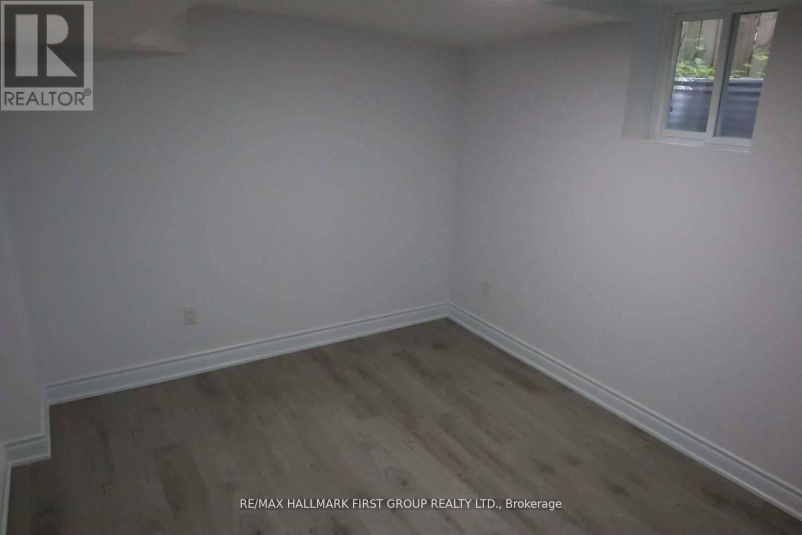 Lower - 1627 Baggins Street, Pickering, Ontario  L1W 1H2 - Photo 10 - E13511962
