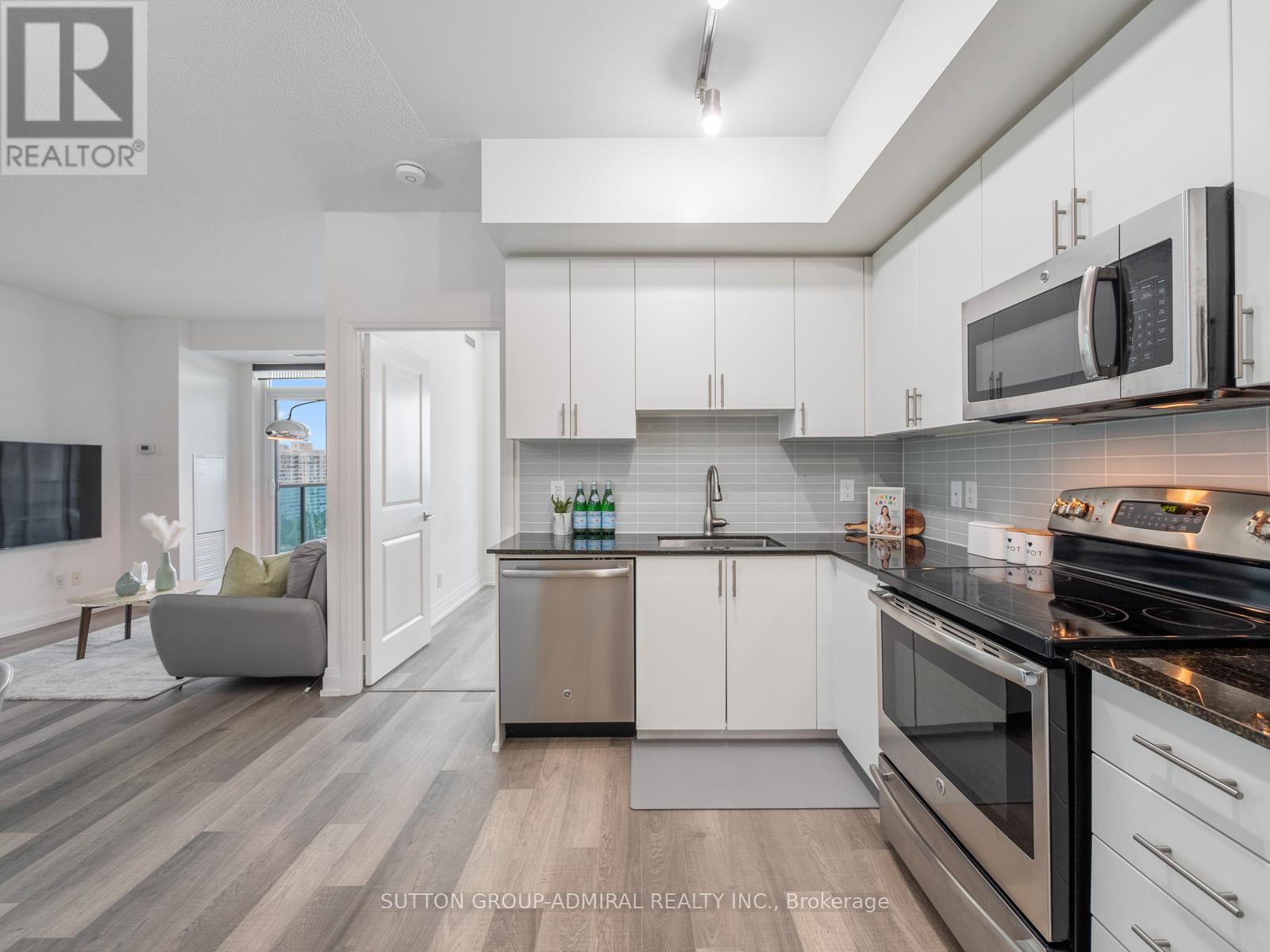 912 - 7167 Yonge Street, Markham, Ontario  L3T 0E1 - Photo 3 - N13511724