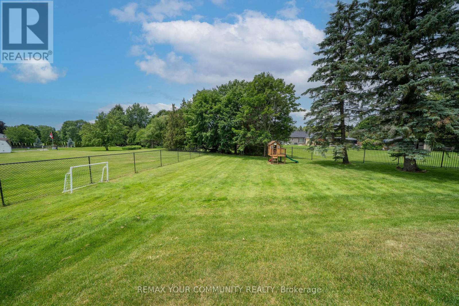 72 Cook Drive, King, Ontario  L7B 0E5 - Photo 36 - N13511774