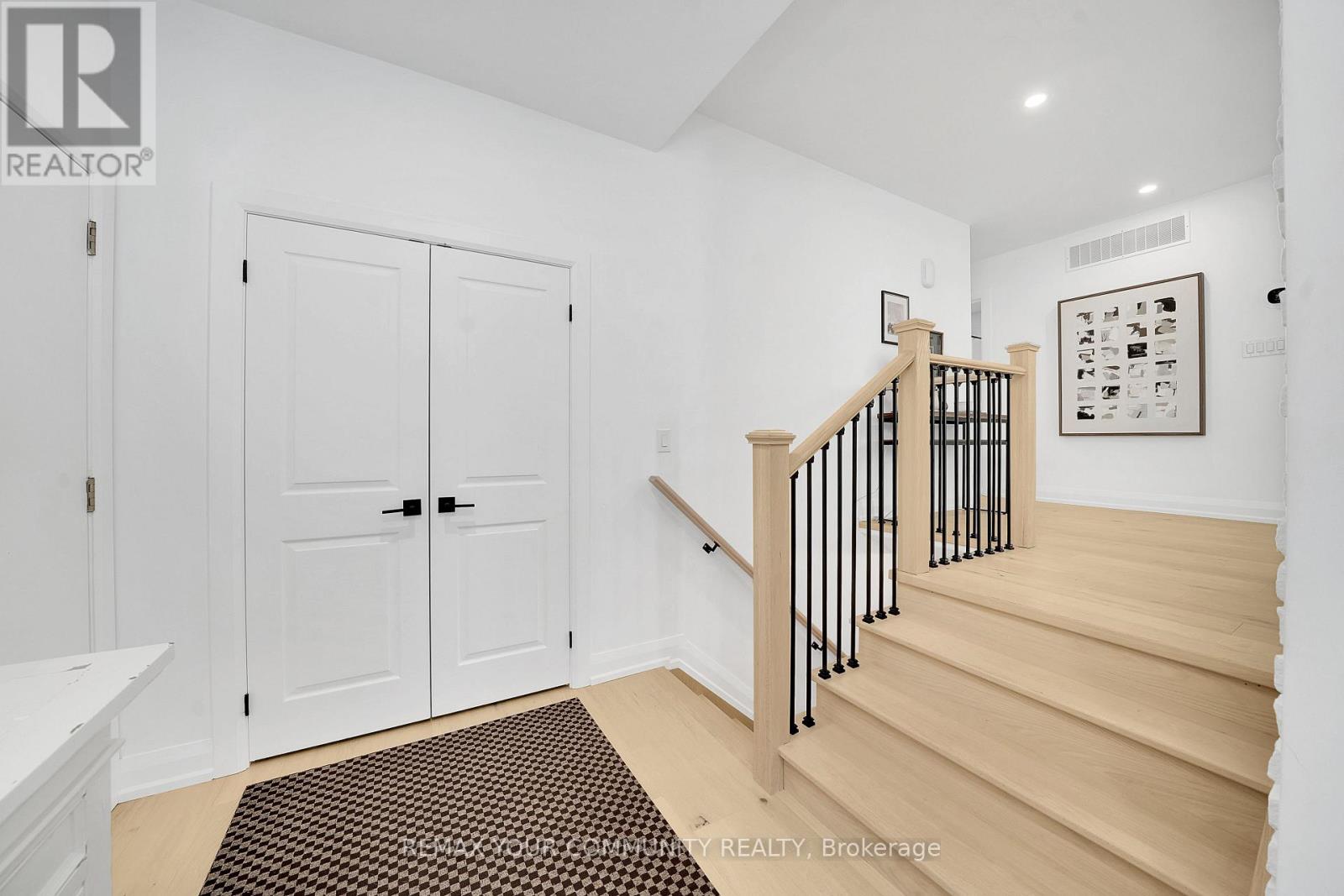 72 Cook Drive, King, Ontario  L7B 0E5 - Photo 5 - N13511774
