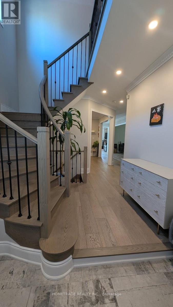 416 Grand Trunk Avenue, Vaughan, Ontario  L6A 0P1 - Photo 2 - N13511806