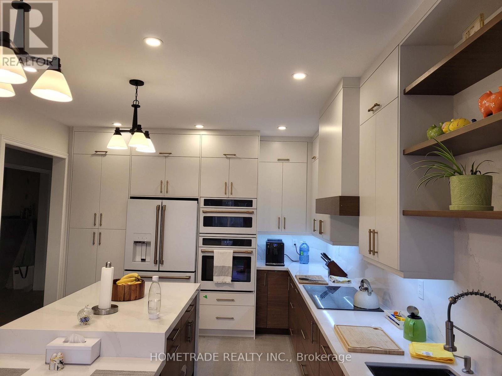 416 Grand Trunk Avenue, Vaughan, Ontario  L6A 0P1 - Photo 3 - N13511806