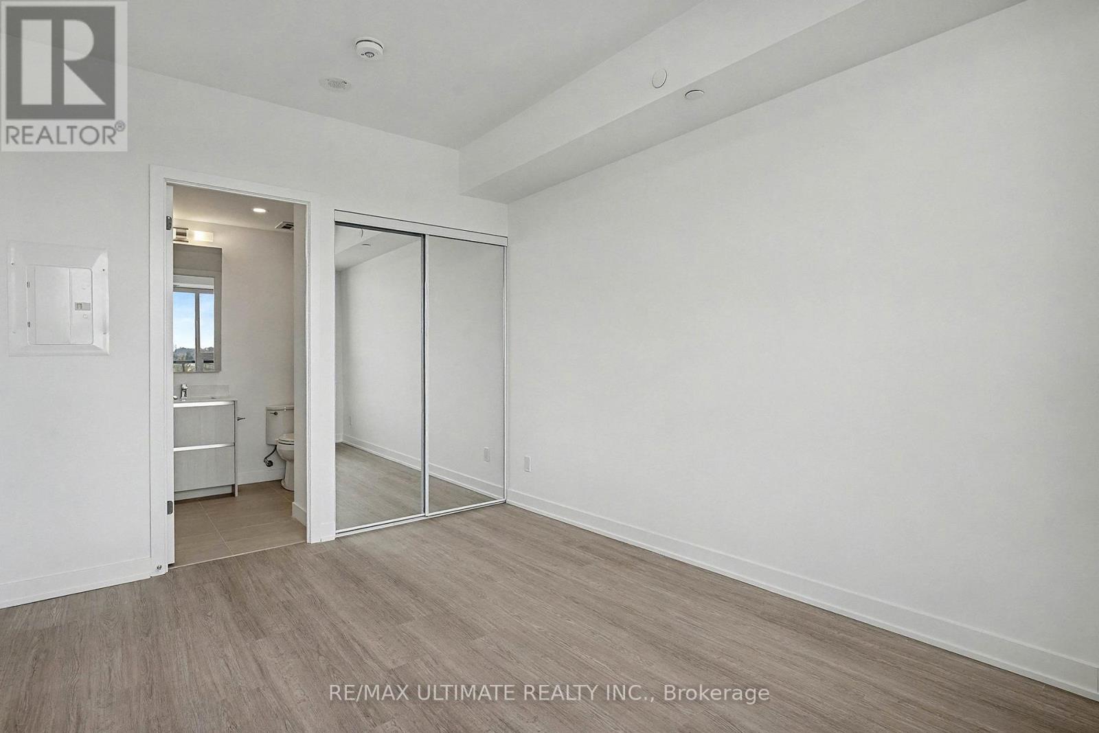 727 - 8188 Yonge Street, Vaughan, Ontario L4J 1W5 - Photo 11 - N13511926