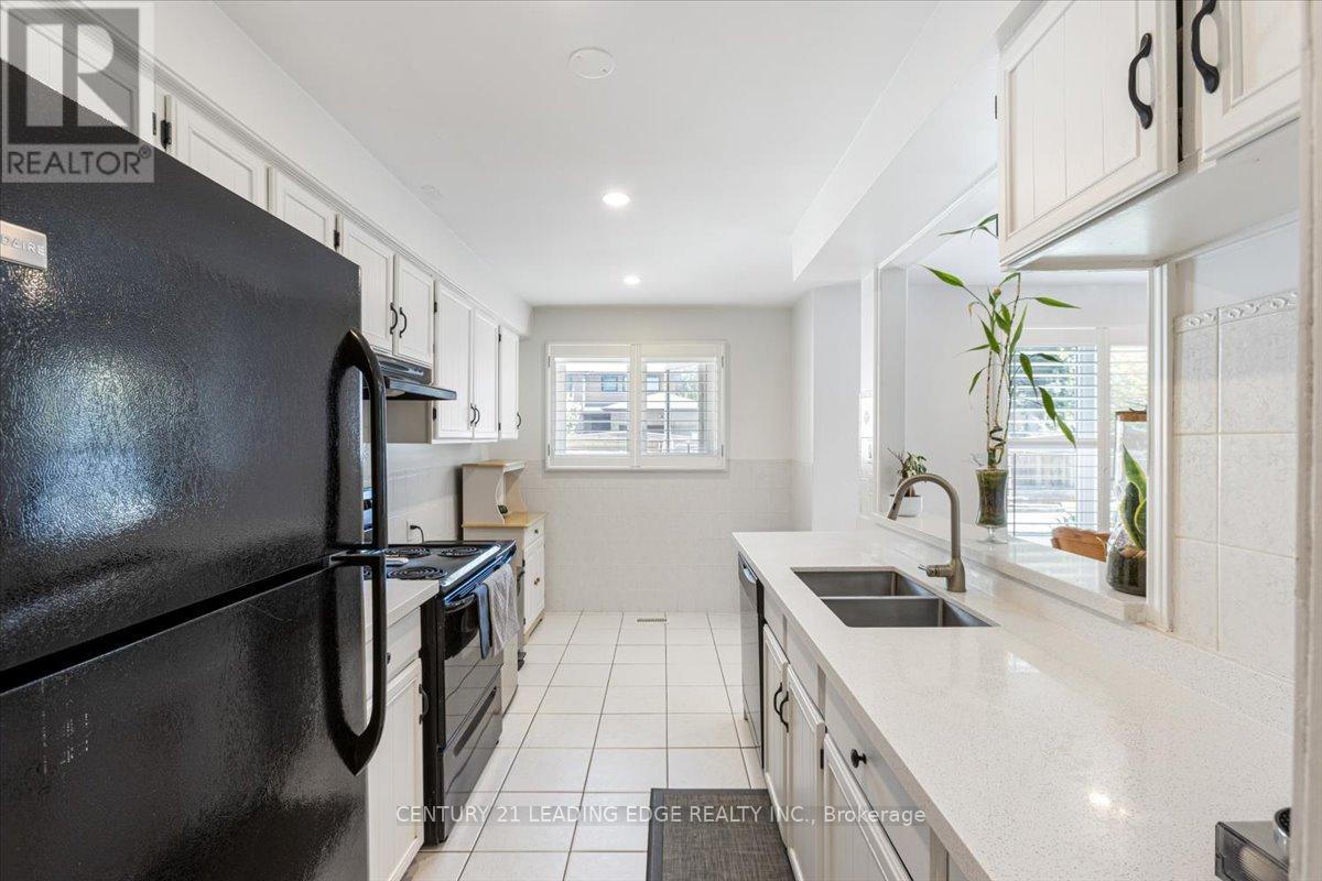 69 Parkinson Road, Markham, Ontario L3P 4G7 - Photo 4 - N13511950
