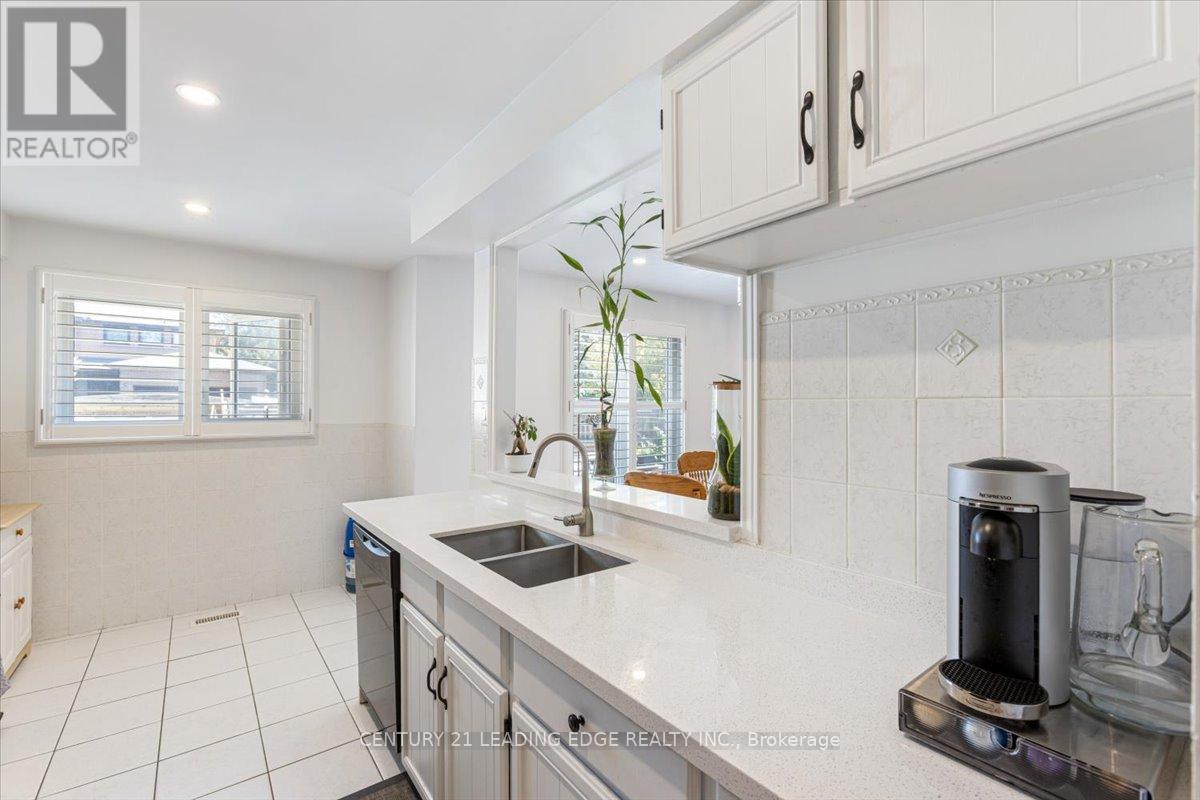69 Parkinson Road, Markham, Ontario L3P 4G7 - Photo 5 - N13511950
