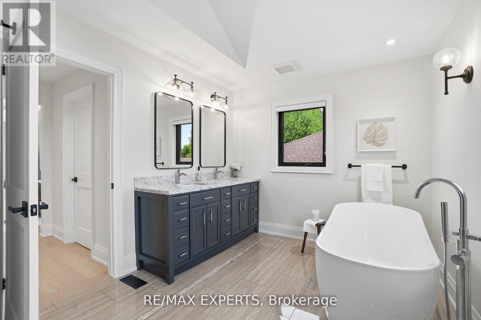 8 Brent Road, East Gwillimbury, Ontario  L9N 1R9 - Photo 22 - N13512008