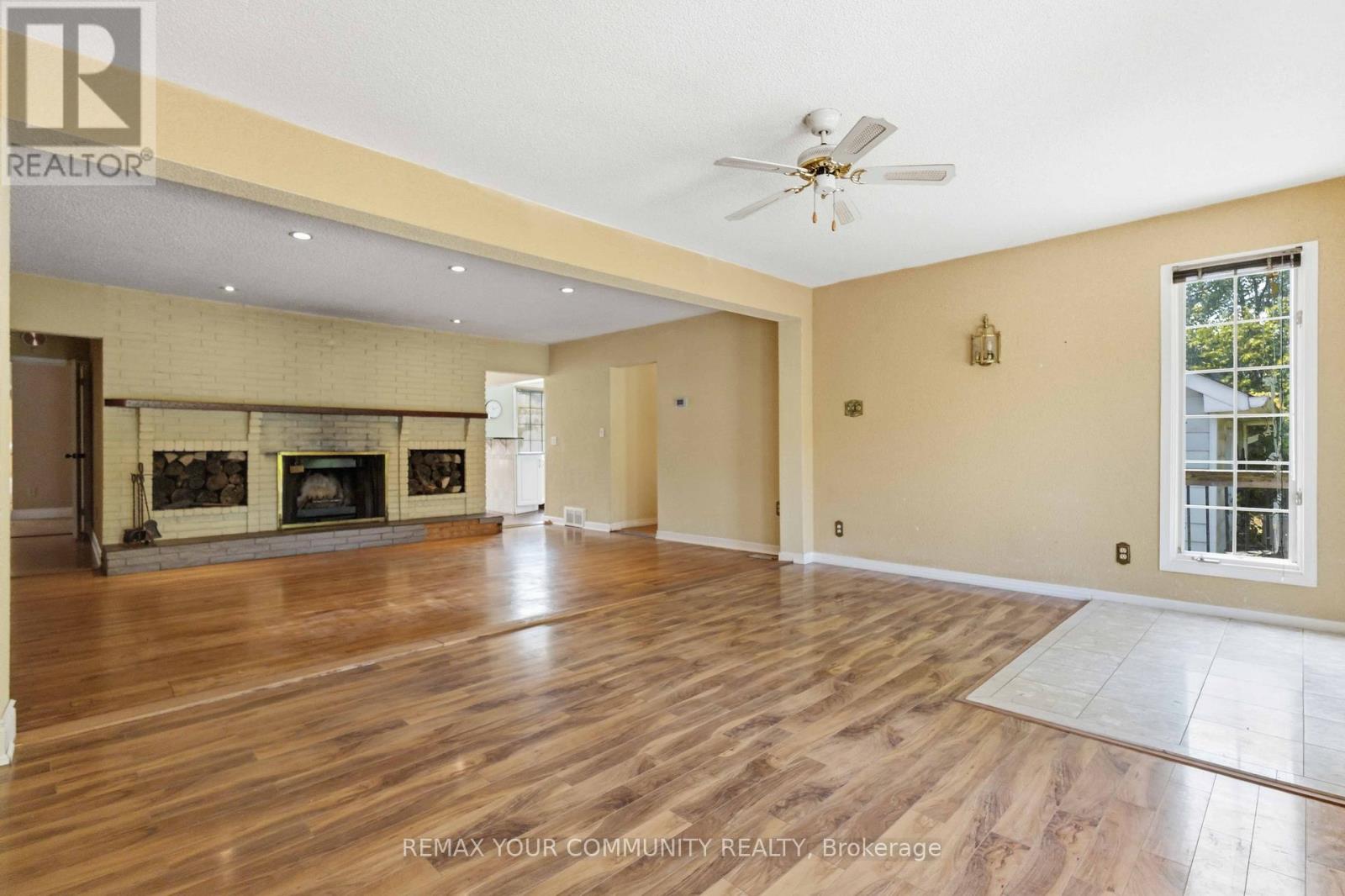 314 The Queensway S, Georgina, Ontario L4P 2B7 - Photo 16 - N13512060