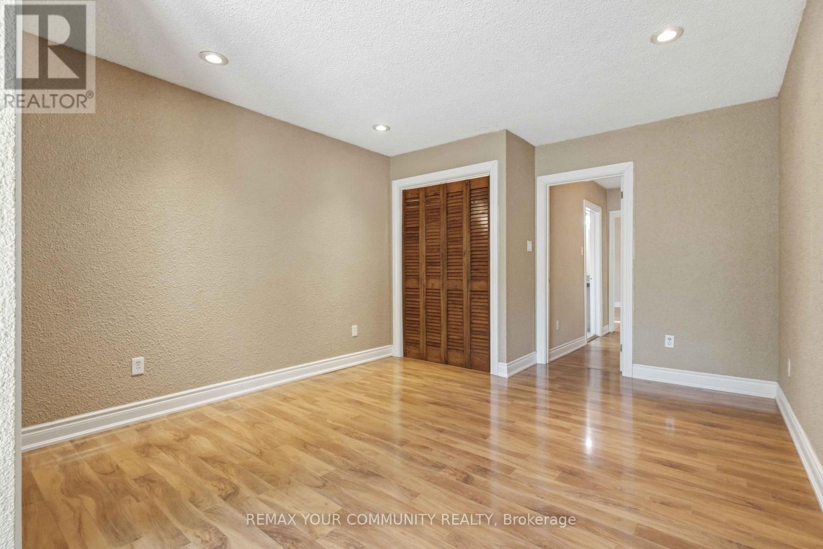 314 The Queensway S, Georgina, Ontario L4P 2B7 - Photo 19 - N13512060