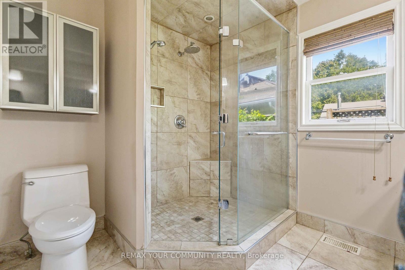 314 The Queensway S, Georgina, Ontario L4P 2B7 - Photo 20 - N13512060