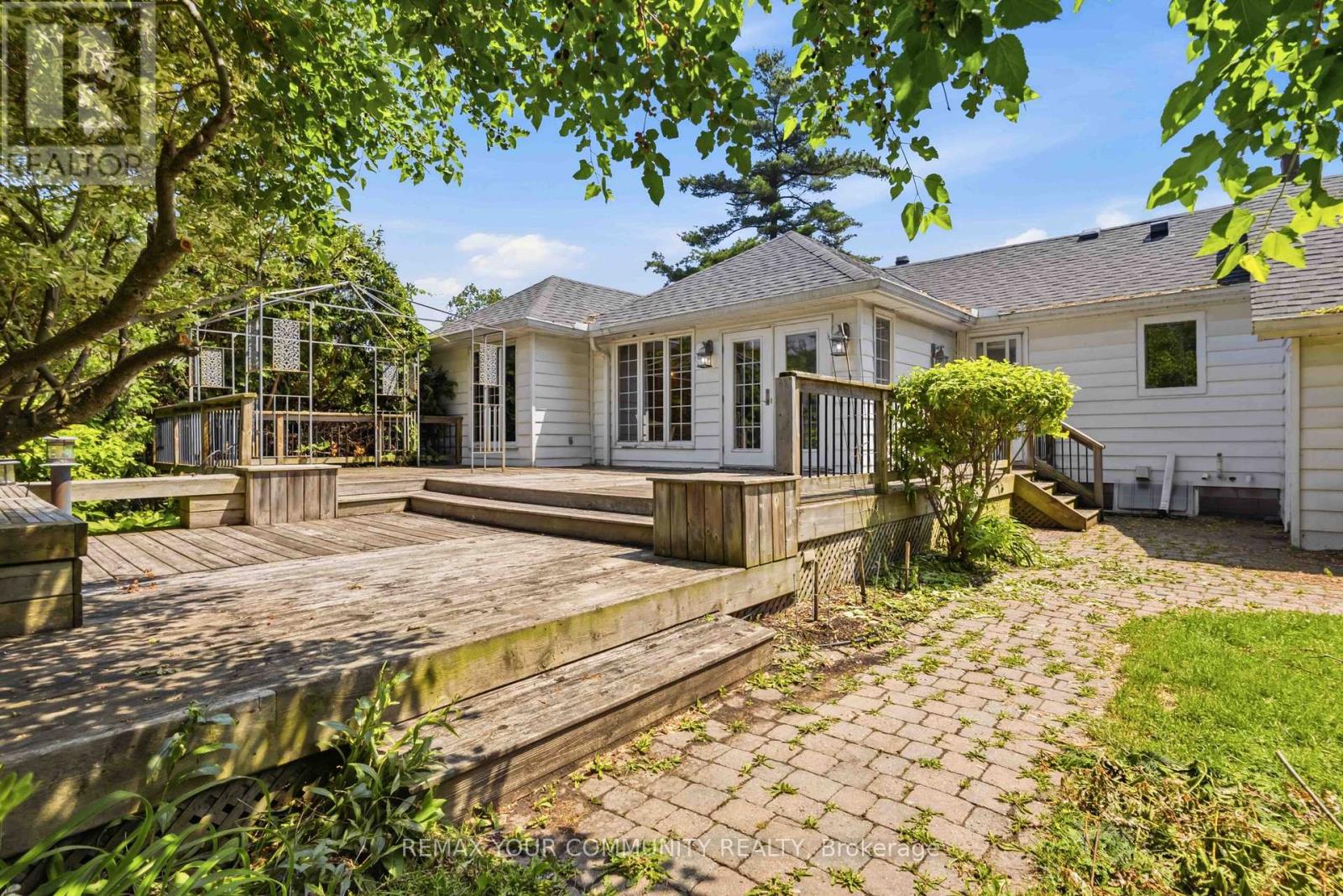 314 The Queensway S, Georgina, Ontario L4P 2B7 - Photo 32 - N13512060