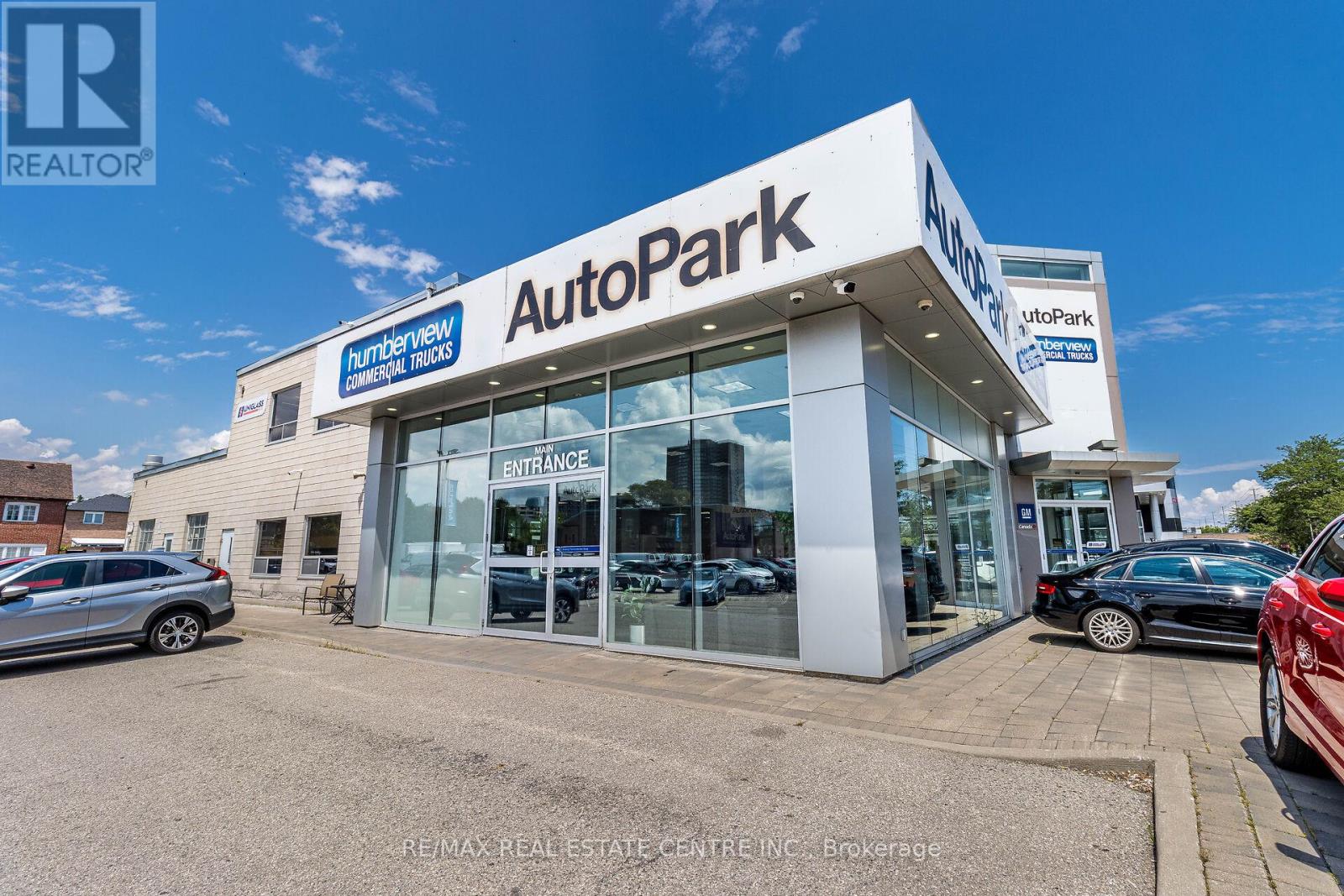 225 DUNDAS STREET E, Mississauga, Ontario