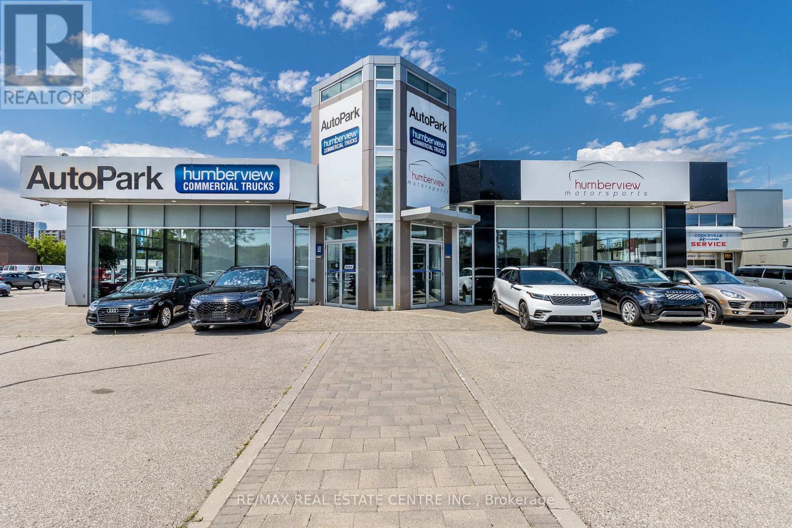 225 Dundas Street E, Mississauga, Ontario  L5A 1W8 - Photo 5 - W13511696