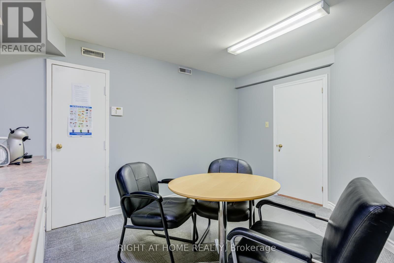 1 Rathburn Road, Toronto, Ontario M9A 3L5 - Photo 16 - W13511768