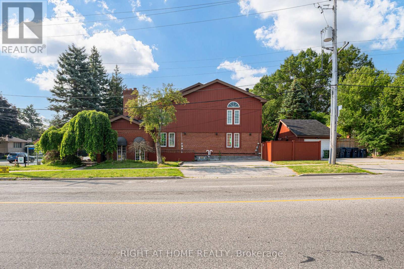 1 Rathburn Road, Toronto, Ontario M9A 3L5 - Photo 2 - W13511768