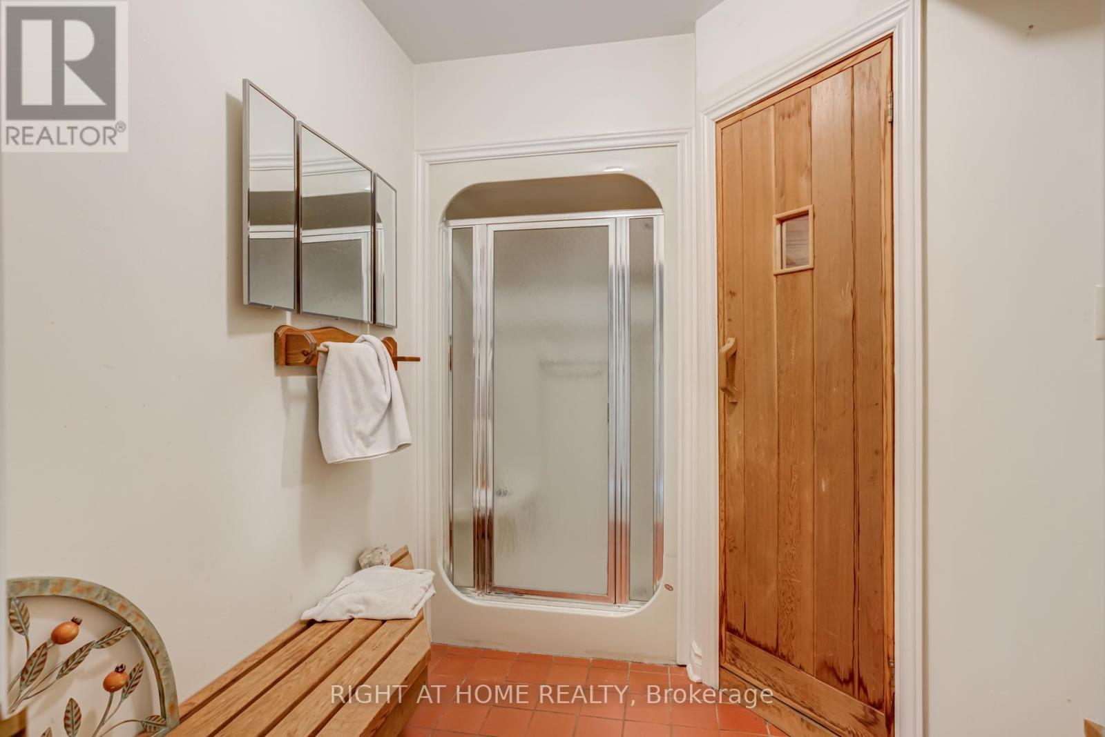 1 Rathburn Road, Toronto, Ontario M9A 3L5 - Photo 29 - W13511768