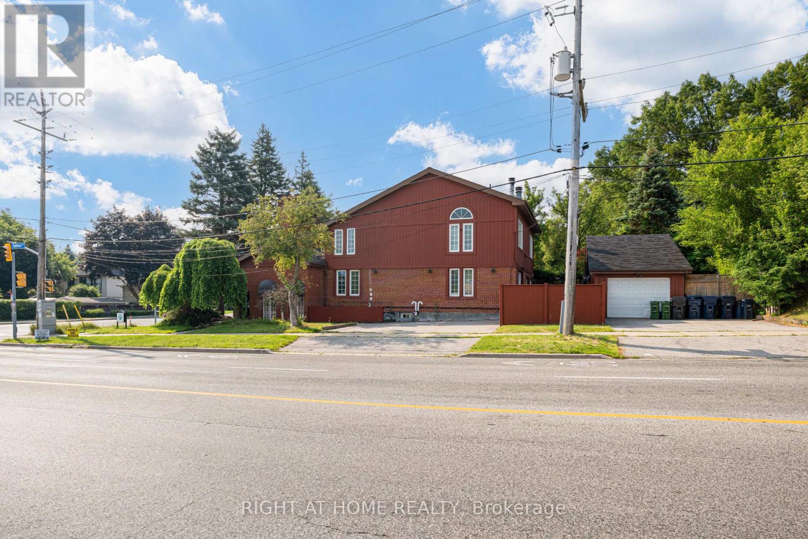 1 Rathburn Road, Toronto, Ontario M9A 3L5 - Photo 3 - W13511768