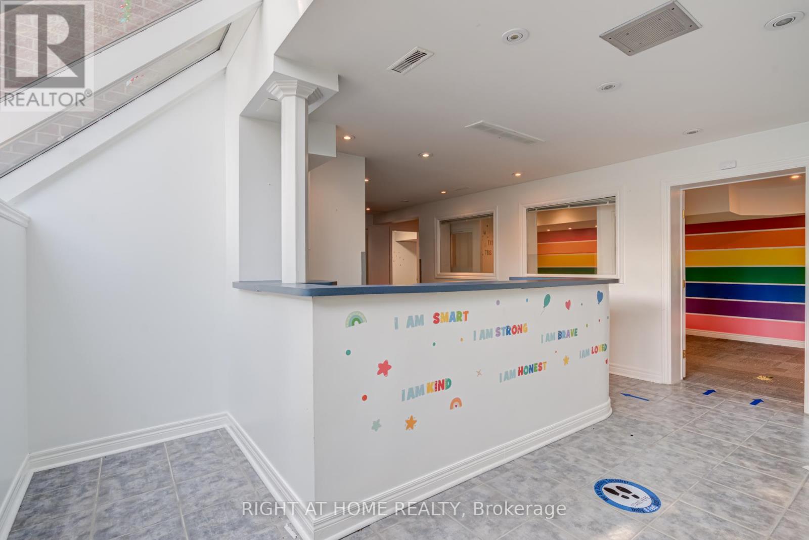1 Rathburn Road, Toronto, Ontario M9A 3L5 - Photo 38 - W13511768