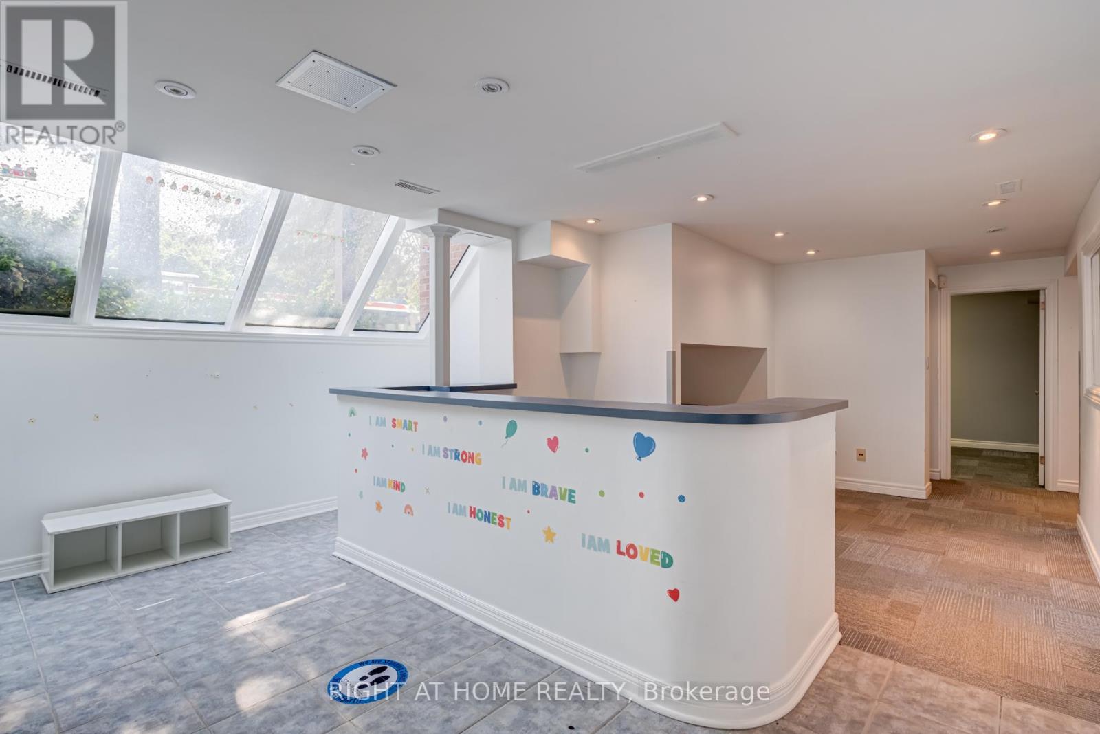 1 Rathburn Road, Toronto, Ontario M9A 3L5 - Photo 44 - W13511768