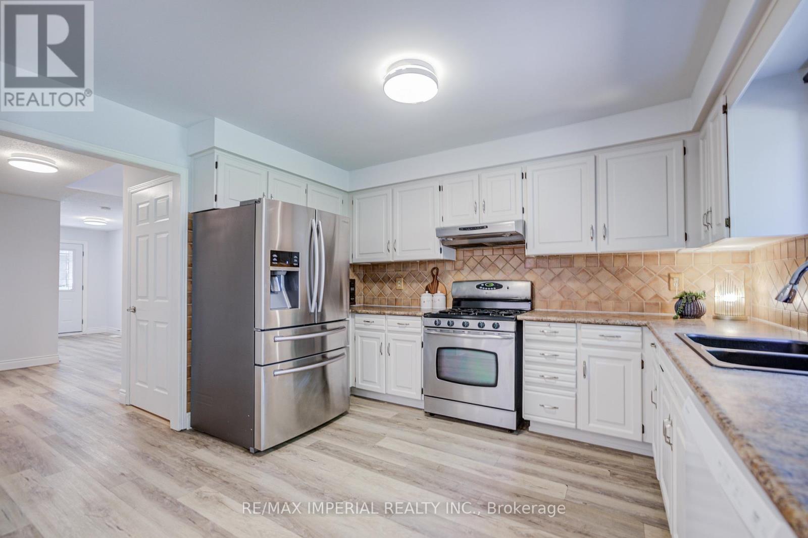 3377 Hargrove Road, Mississauga, Ontario  L5L 4E6 - Photo 12 - W13511892