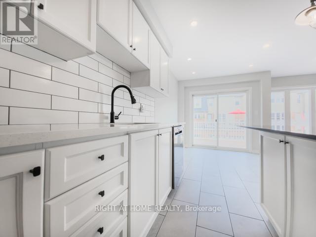 202 Magurn Gate, Milton, Ontario L9T 7B4 - Photo 18 - W13511986