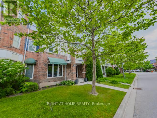 202 Magurn Gate, Milton, Ontario L9T 7B4 - Photo 4 - W13511986