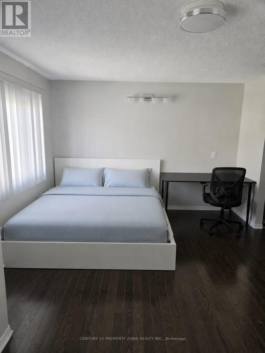 106 - 833 Scollard Court, Mississauga, Ontario  L5V 2B4 - Photo 5 - W13511996