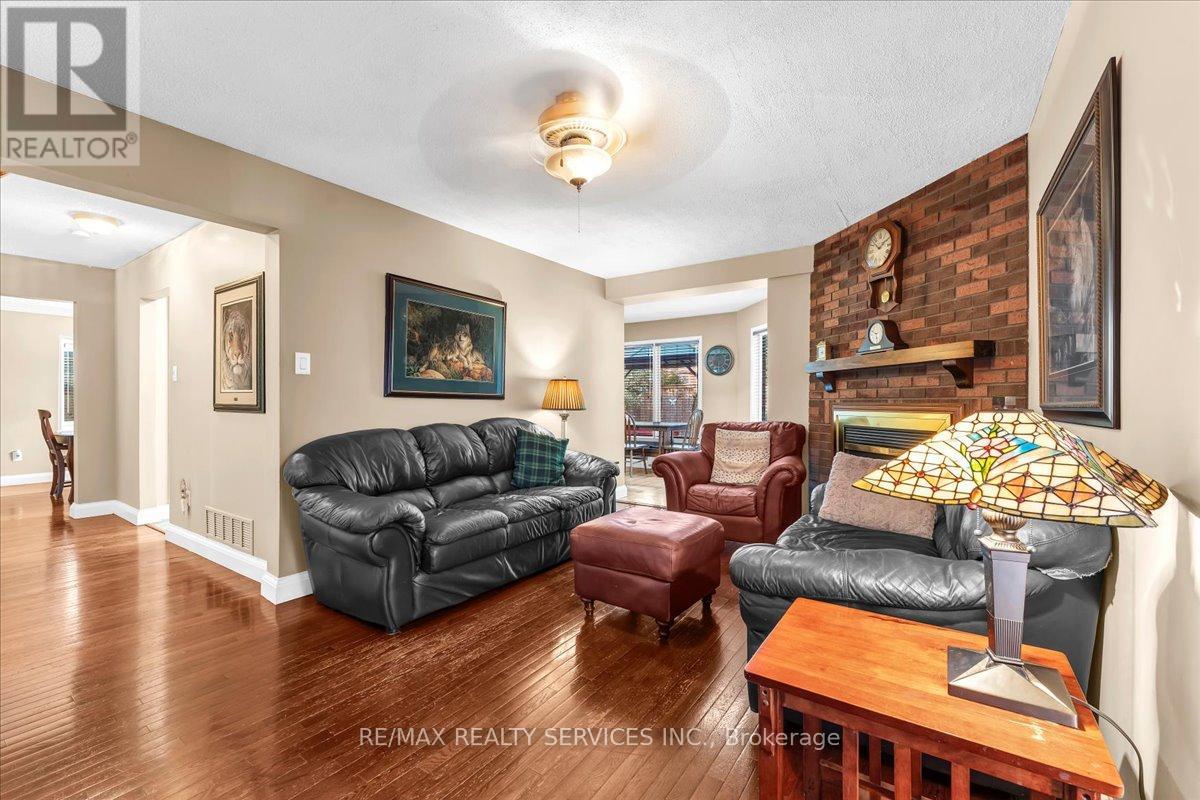 13 Corkett Drive, Brampton, Ontario L6X 3H7 - Photo 12 - W13512020