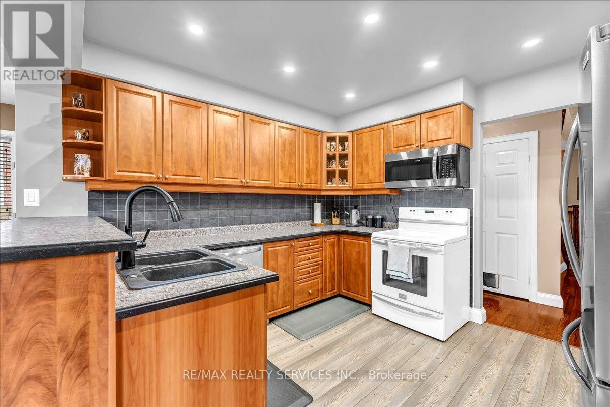 13 Corkett Drive, Brampton, Ontario L6X 3H7 - Photo 15 - W13512020