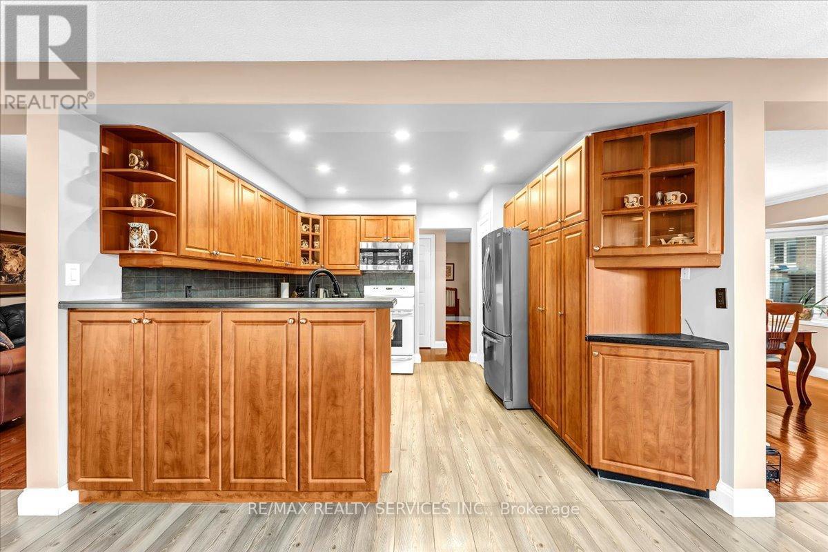 13 Corkett Drive, Brampton, Ontario L6X 3H7 - Photo 16 - W13512020