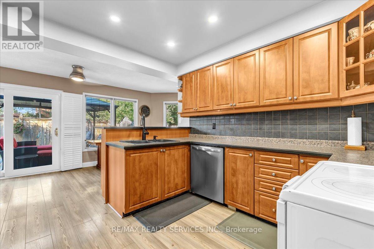 13 Corkett Drive, Brampton, Ontario L6X 3H7 - Photo 17 - W13512020