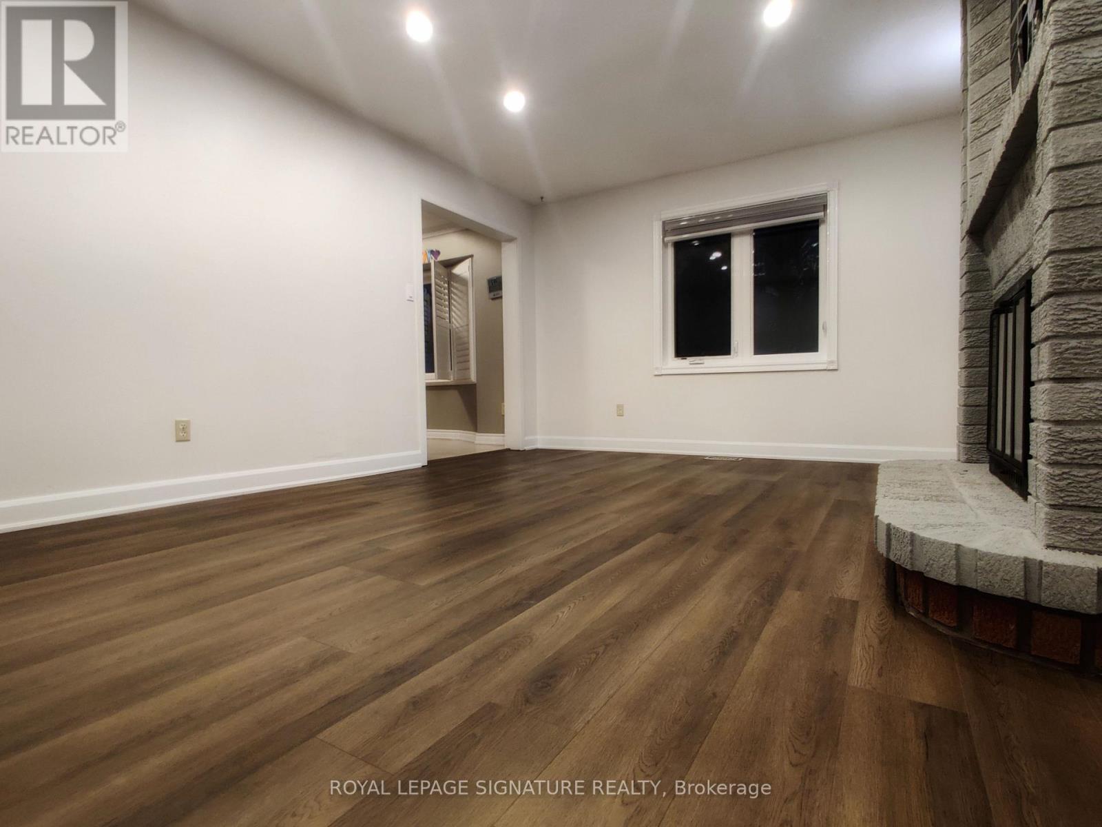 Upper - 2966 Caradoc Lane, Oakville, Ontario  L6J 6V6 - Photo 10 - W13512074