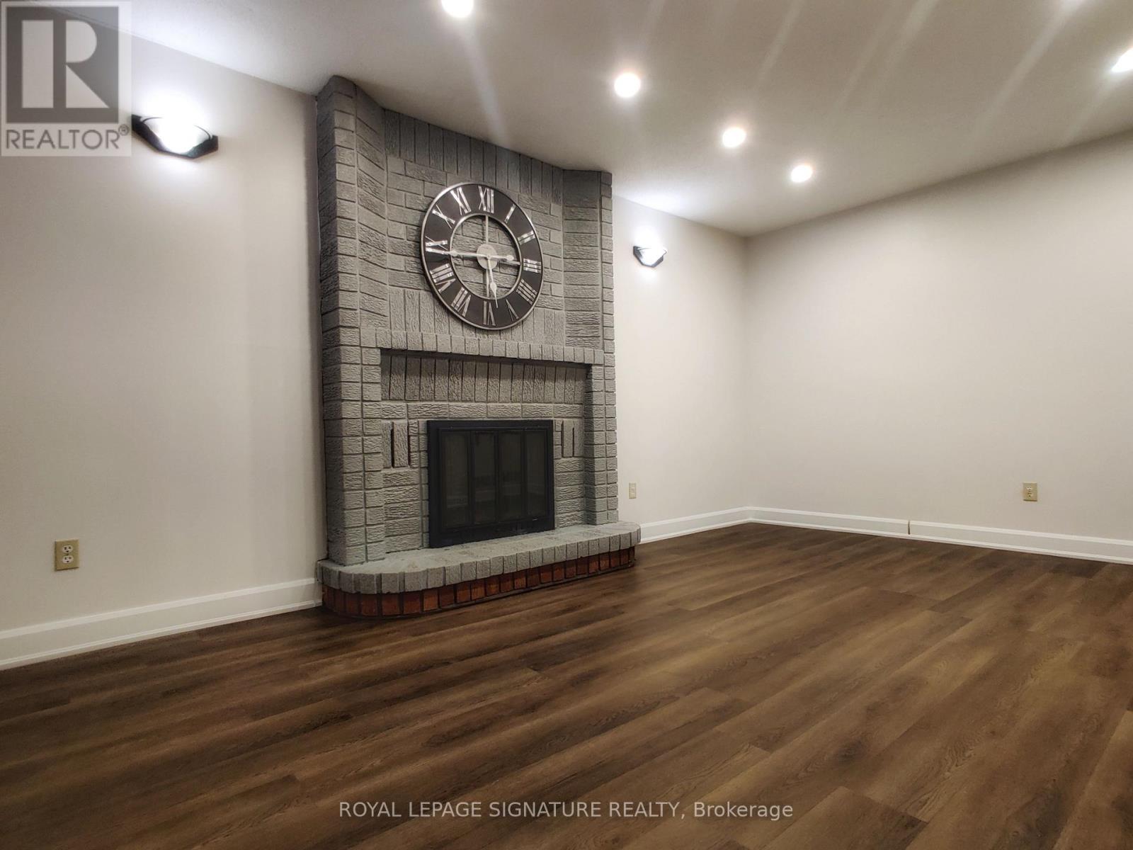 Upper - 2966 Caradoc Lane, Oakville, Ontario  L6J 6V6 - Photo 8 - W13512074