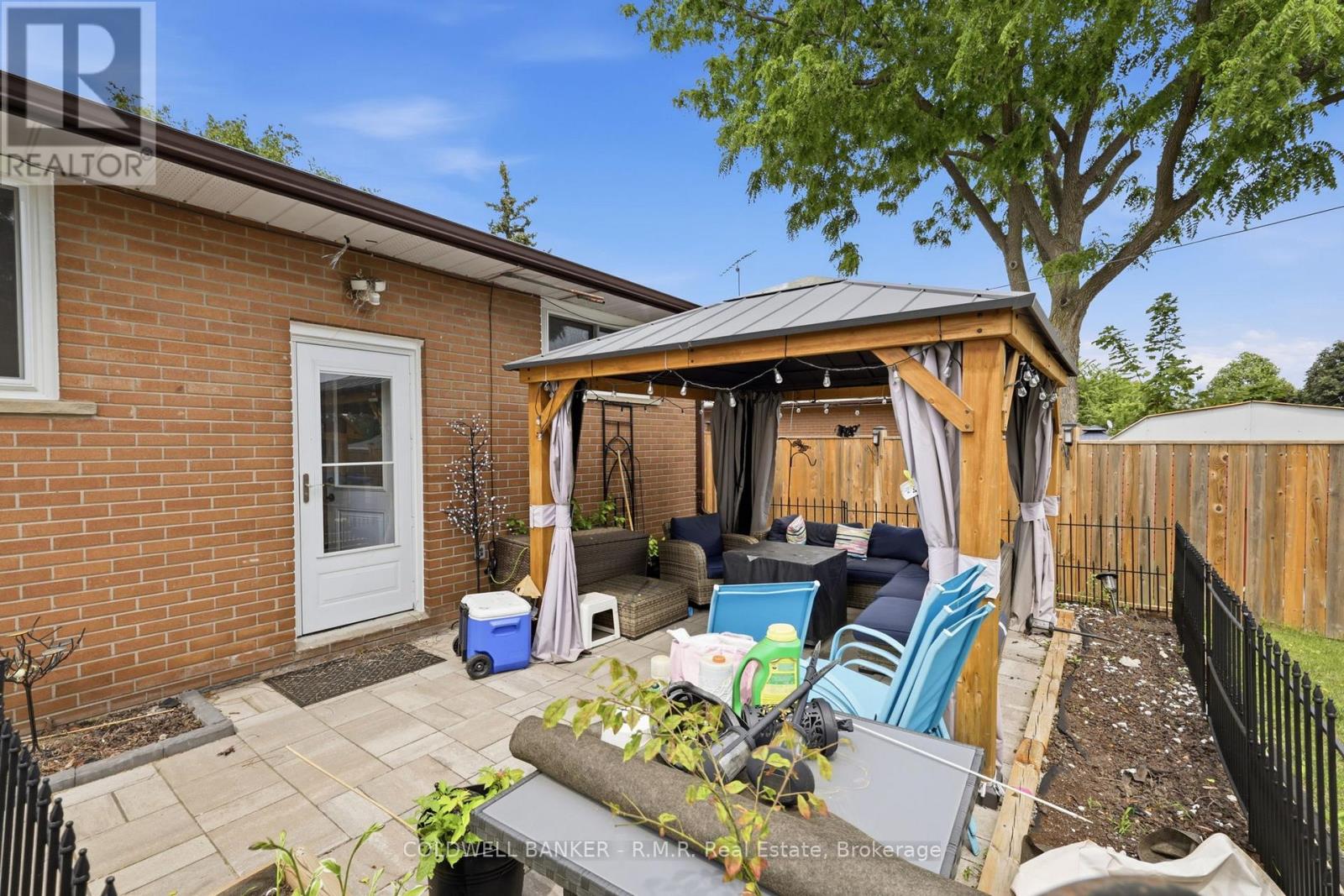 7 Summerfield Court, Clarington, Ontario  L1C 2E8 - Photo 19 - E13505934