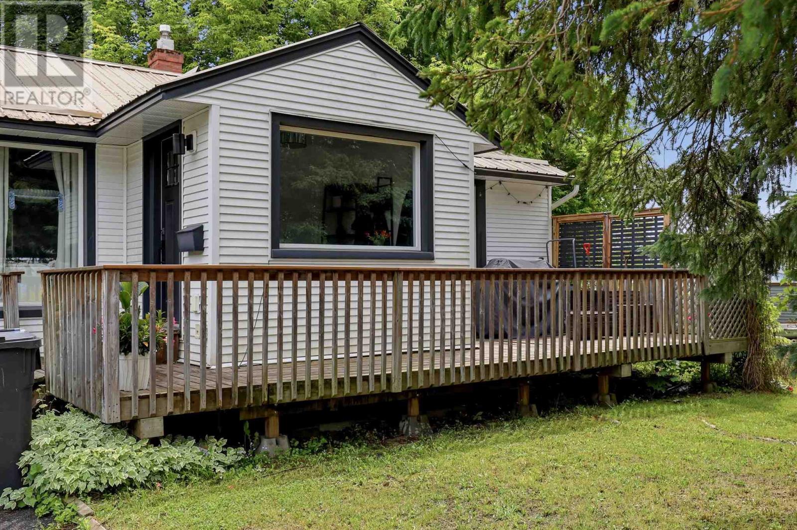 217 Birch St, Sault Ste. Marie, Ontario  P6B 2K1 - Photo 21 - SM261677