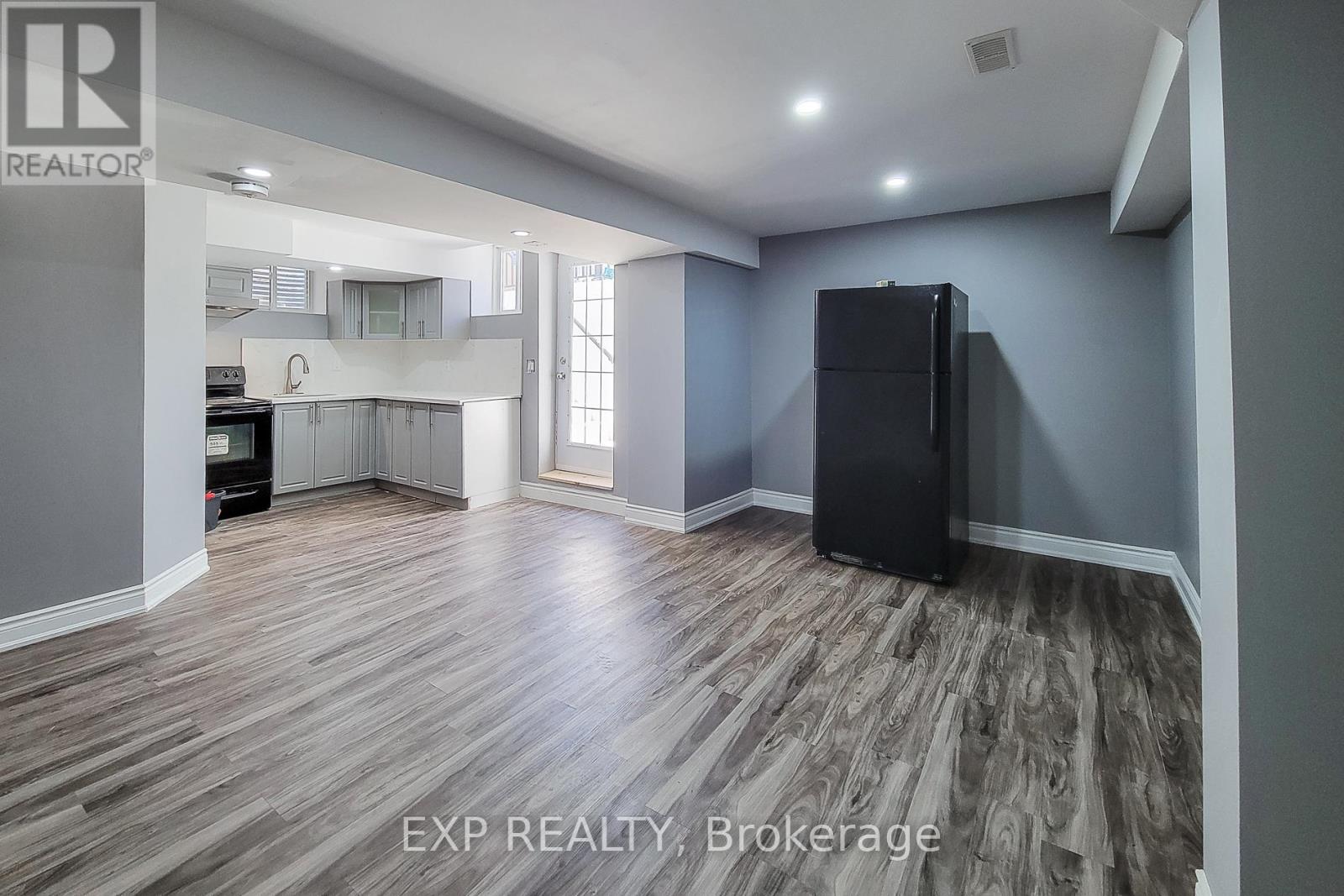Bsmnt - 108 Warner Lane, Brantford, Ontario  N3T 0J3 - Photo 3 - X13511812