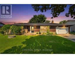120 WOODBURN ROAD, Hamilton, Ontario